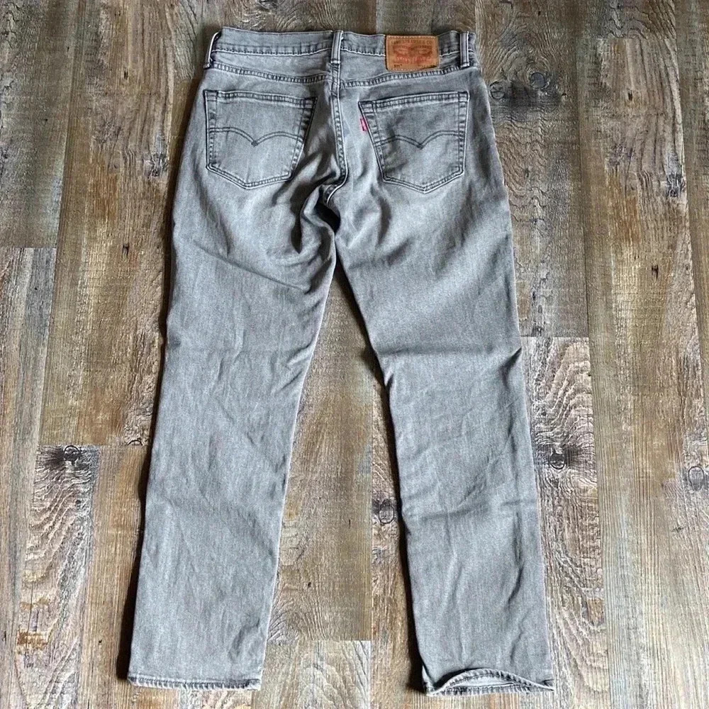 🎉HOST PICK 🎉Levi’s | 511 Light Grey Jeans - Picture 3 of 5